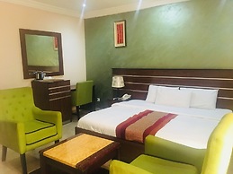 Whitehouse Hotels & Conference Centre