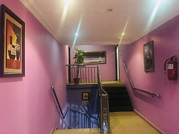 Whitehouse Hotels & Conference Centre