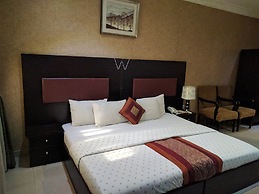 Whitehouse Hotels & Conference Centre