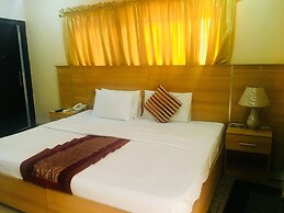 Whitehouse Hotels & Conference Centre
