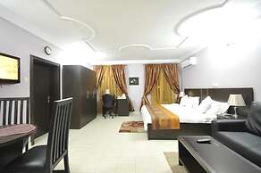 Sheer Luxury Apartments & Suites