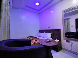 Orient Hotel & Plaza