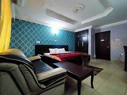 Orient Hotel & Plaza