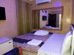 Orient Hotel & Plaza