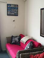 Piwaka Lodge and Backpackers