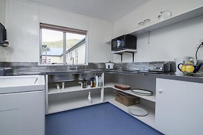 Piwaka Lodge and Backpackers