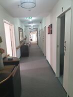 Piwaka Lodge and Backpackers