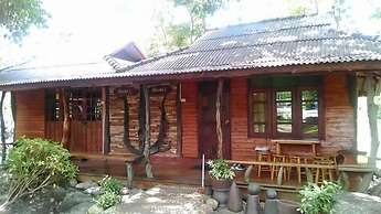 Lundaresort & Orchid