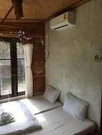 Lundaresort & Orchid