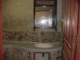 Lundaresort & Orchid