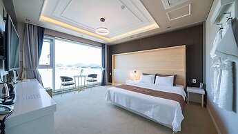 Hotel the One Yeosu