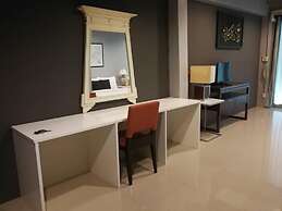 Loft 21 Apartment Romklao