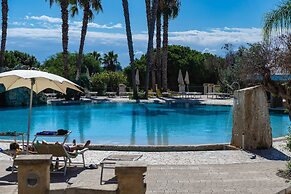 Eden Resort Country & Spa