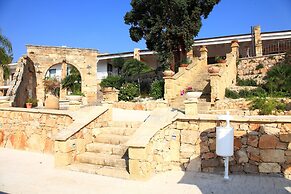 Eden Resort Country & Spa