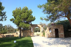 Eden Resort Country & Spa