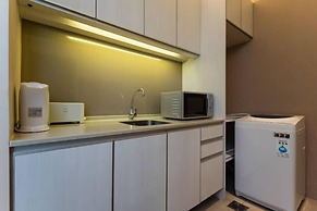 The Manor Luxury Suites & Apartments