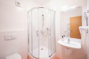 Hotel Garni Pod Skalkou