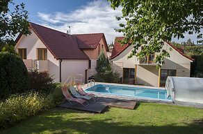 Hotel Garni Pod Skalkou