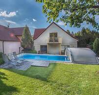 Hotel Garni Pod Skalkou