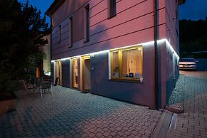 Hotel Garni Pod Skalkou