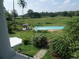 CoCoWorld Bungalow