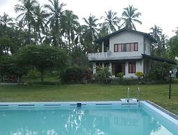 CoCoWorld Bungalow