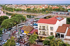 Hoi An Ivy Hotel