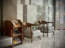 Avora Hotel