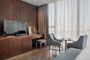 Avora Hotel