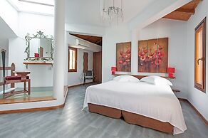 Poikilma Alonissos Villas