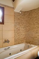 Poikilma Alonissos Villas