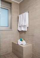 Cedar Bay Beachside Villas