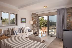 Cedar Bay Beachside Villas