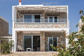 Cedar Bay Beachside Villas