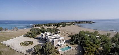 Cedar Bay Beachside Villas