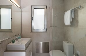 Cedar Bay Beachside Villas