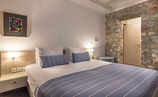 Cedar Bay Beachside Villas