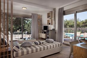 Cedar Bay Beachside Villas