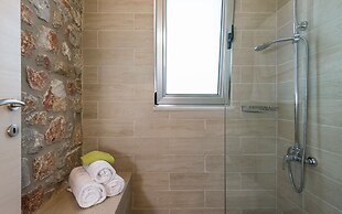 Cedar Bay Beachside Villas