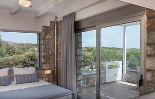 Cedar Bay Beachside Villas