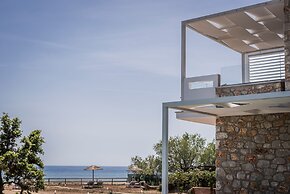 Cedar Bay Beachside Villas