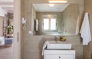 Cedar Bay Beachside Villas