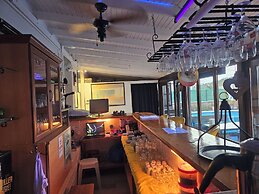 Nil Hotel