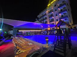 Nil Hotel
