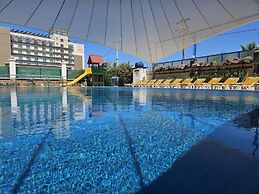 Nil Hotel