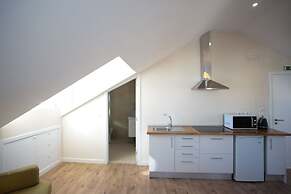 Sui7es Guest House Cascais