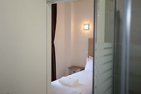 Sui7es Guest House Cascais