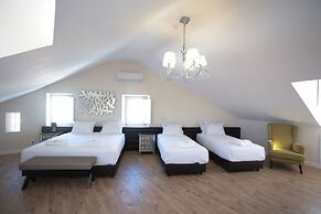 Sui7es Guest House Cascais