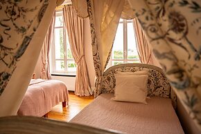 Chambre D'hôtes Château de Lussac