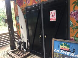 La Facha Hostel Restaurant Surf